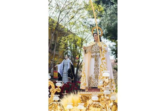 Semana Santa 2026. viernes santo: Encuentro calle de la amargura