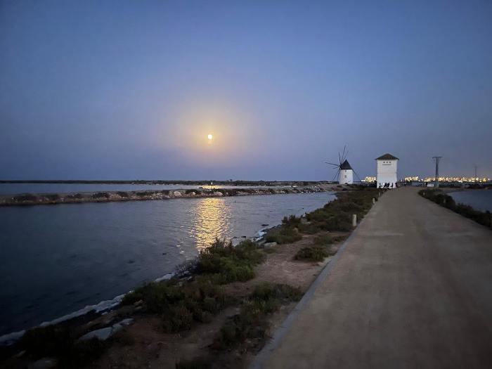 Noche de luna llena