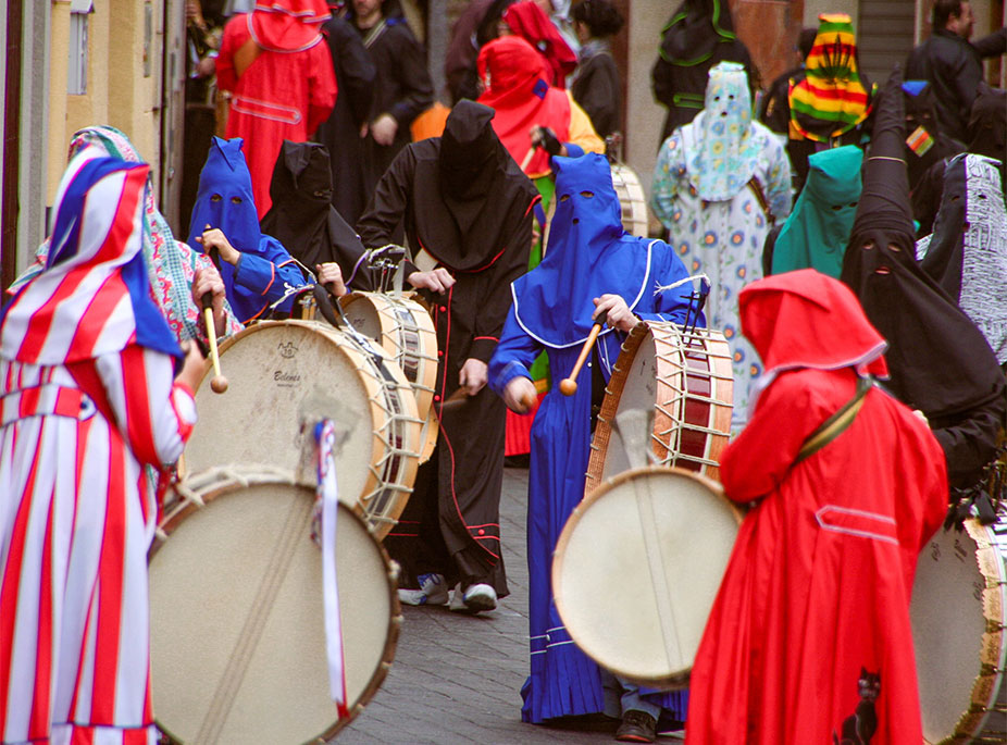 QUE SUENAN LOS TAMBORES
