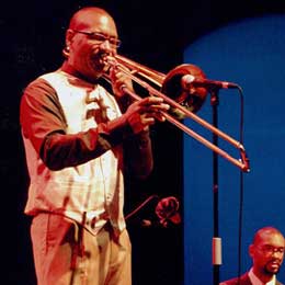 NOS VAMOS DE FESTIVALES