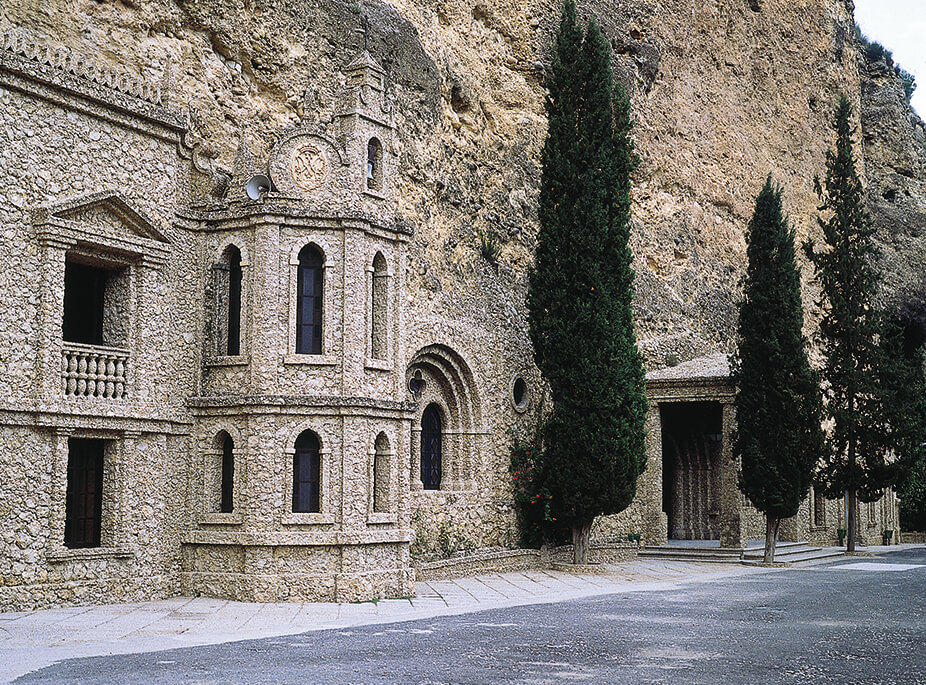 LA VIERGE DE LA ESPERANZA