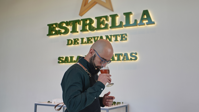 DESCUBRE LA FBRICA Y DEGUSTA LA CERVEZA MURCIANA ESTRELLA DE LEVANTE. MURCIA.