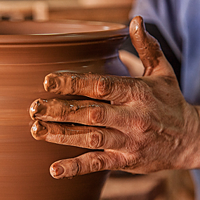 ALFARER�A DAMI�N C�NOVAS 