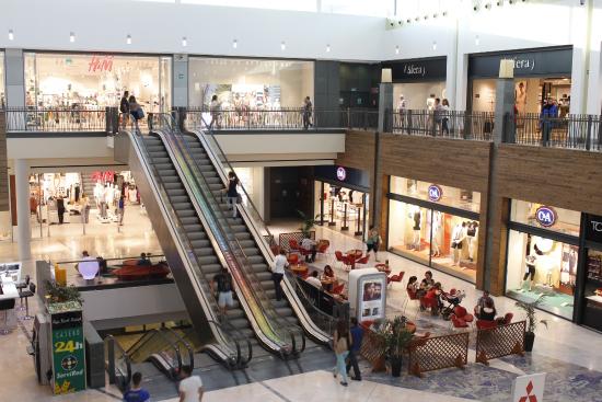 CENTRO COMERCIAL Y DE OCIO ESPACIO MEDITERR�NEO