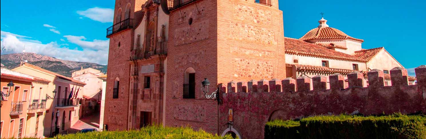 IGLESIA SANTA MAR�A LA REAL