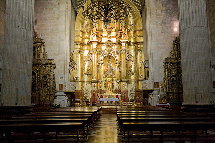 IGLESIA PARROQUIAL DE 