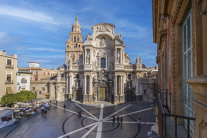 PLAZA CARDENAL BELLUGA