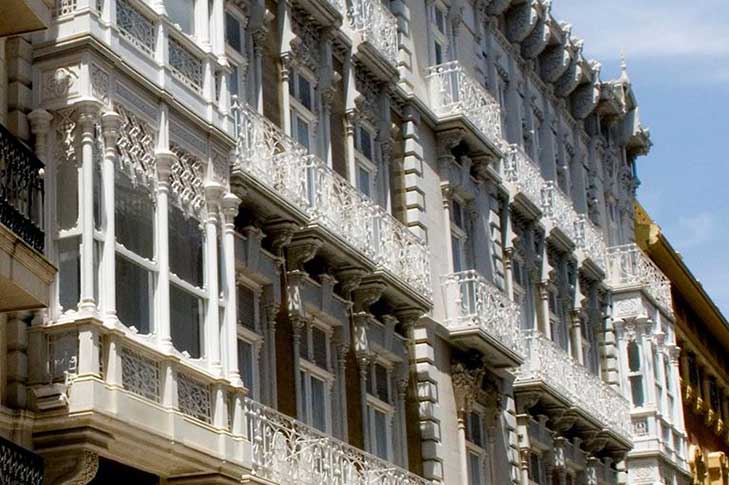 FACHADAS MODERNISTAS DEL CASCO HIST�RICO