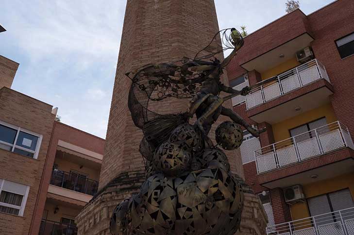 CHIMENEA F�BRICA DE LA ESENCIA