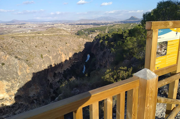 BALC�N DEL CA��N DE ALMADENES