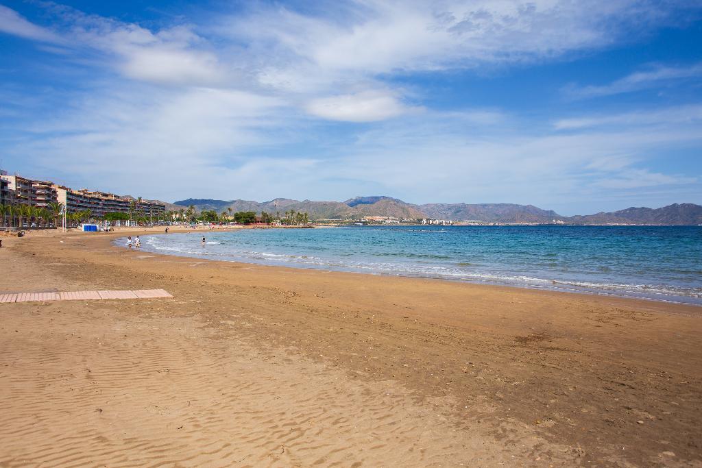 PLAYA DE EL RIHUETE