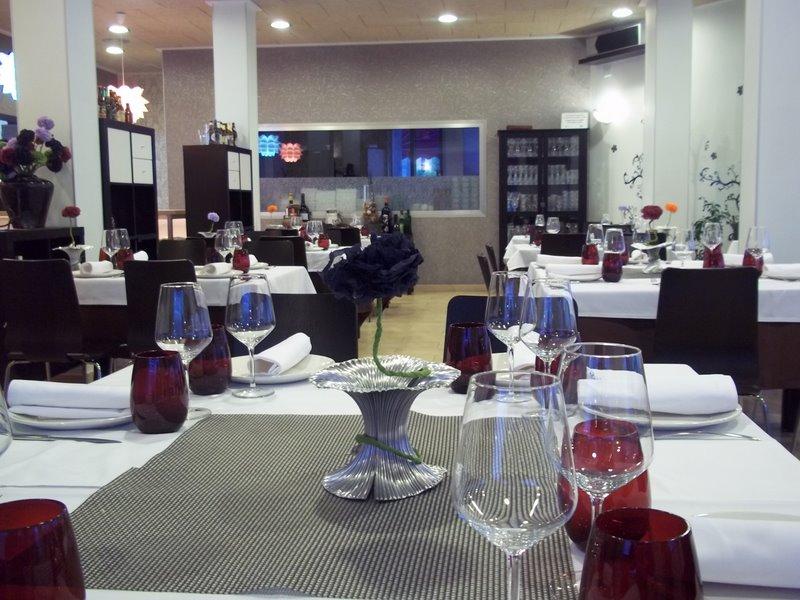 ATEMPO WEEKEND BISTR�T