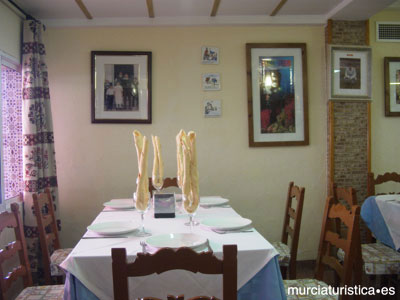 TABERNA LA MESEGUERA